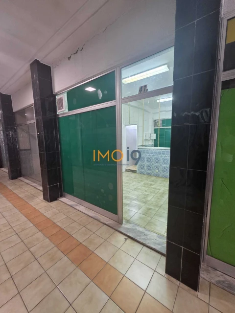Loja para Arrendamento em Fatima