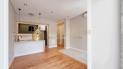 Apartamento T3 para Venda em Areeiro