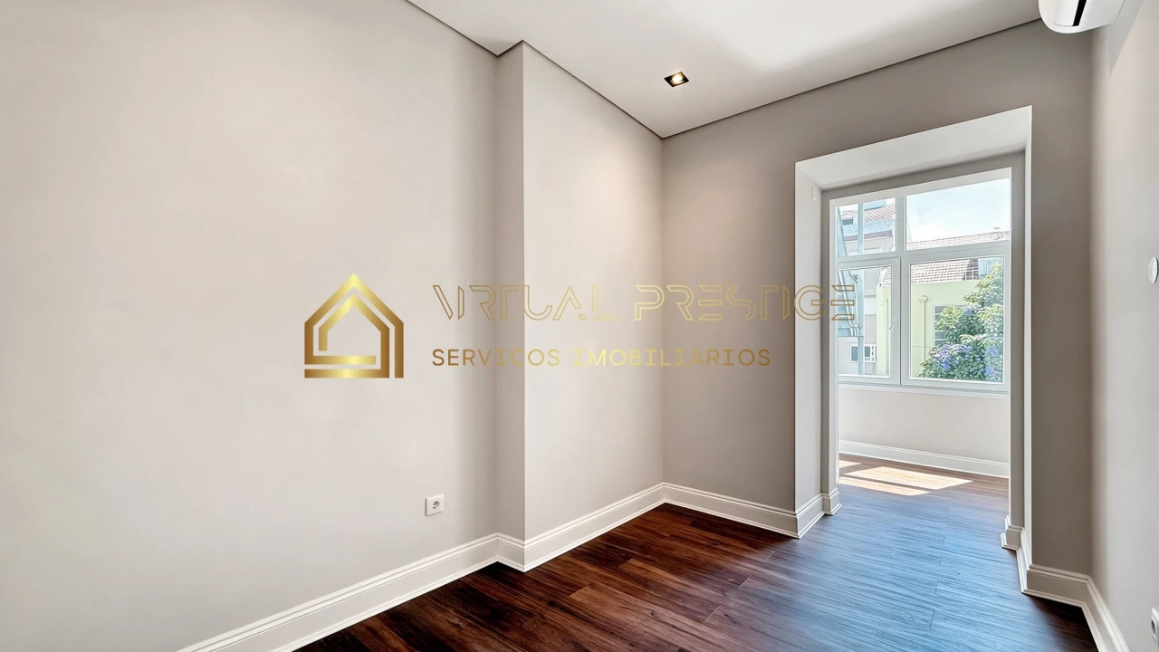 Apartamento T3 para Venda em Areeiro Foto 15