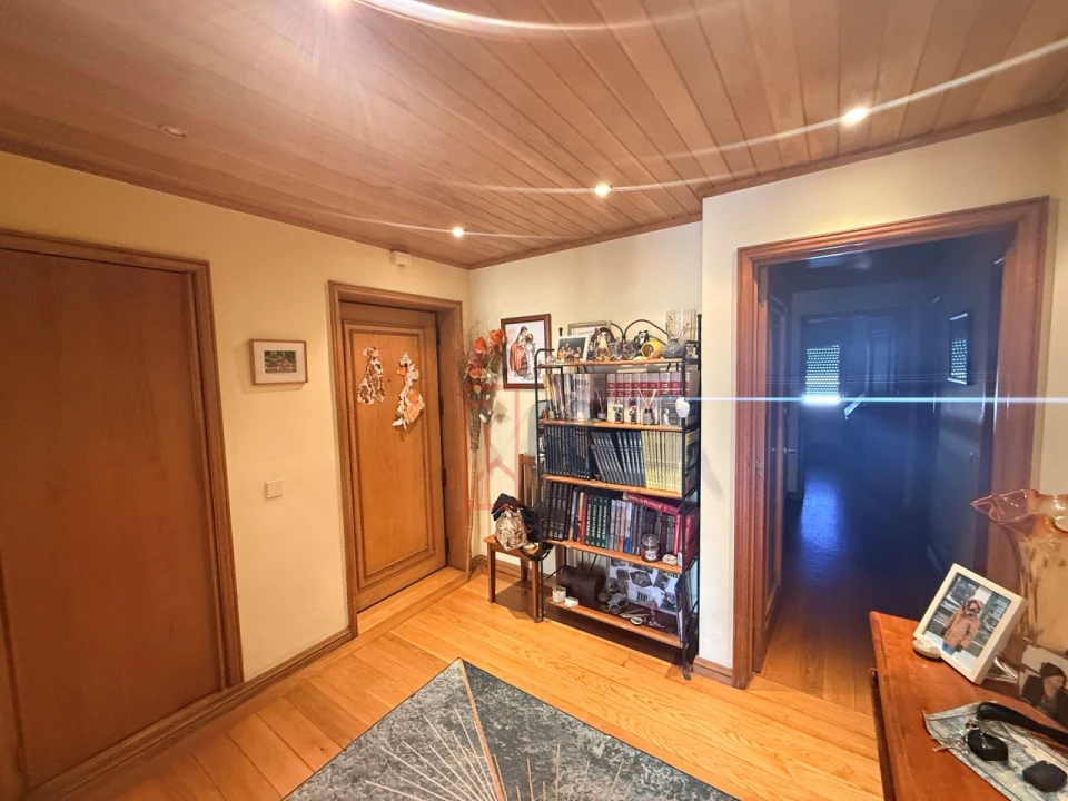 Apartamento T3 para Venda em Mafamude e Vilar do Paraíso Foto 10
