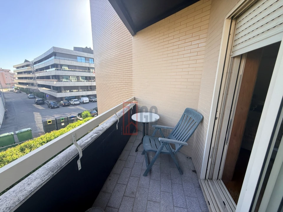 Apartamento T3 para Venda em Mafamude e Vilar do Paraíso Foto 20