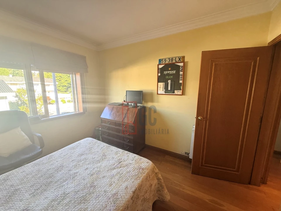 Apartamento T3 para Venda em Mafamude e Vilar do Paraíso Foto 31