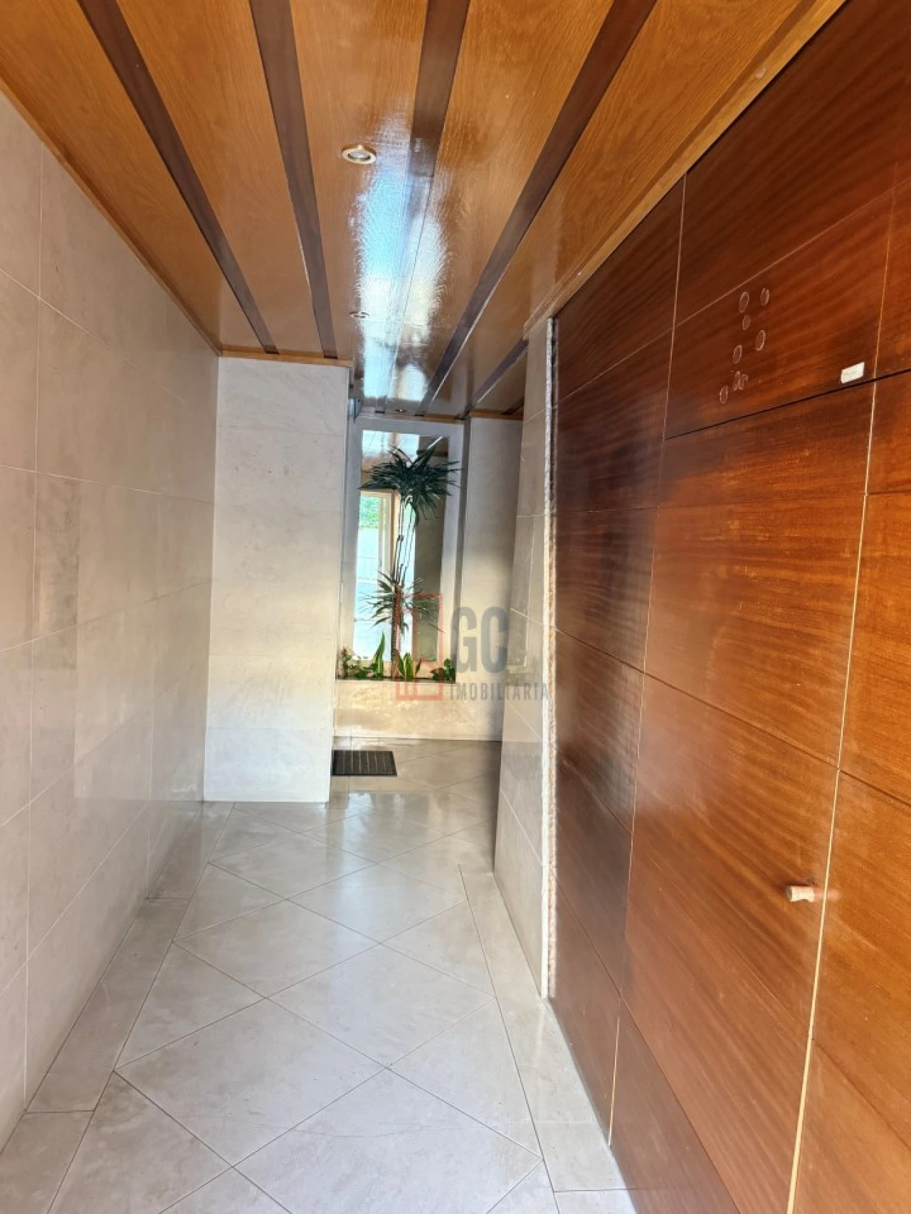 Apartamento T3 para Venda em Mafamude e Vilar do Paraíso Foto 35
