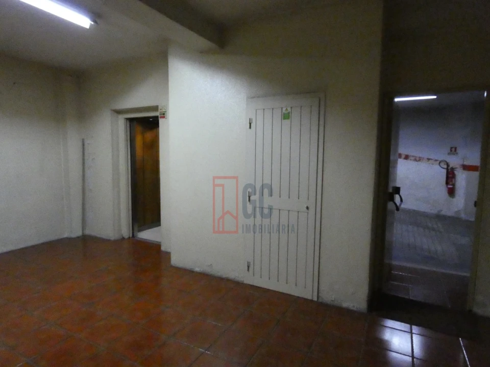 Apartamento T3 para Venda em Mafamude e Vilar do Paraíso Foto 33