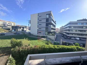 Apartamento T3 para Venda em Mafamude e Vilar do Paraíso