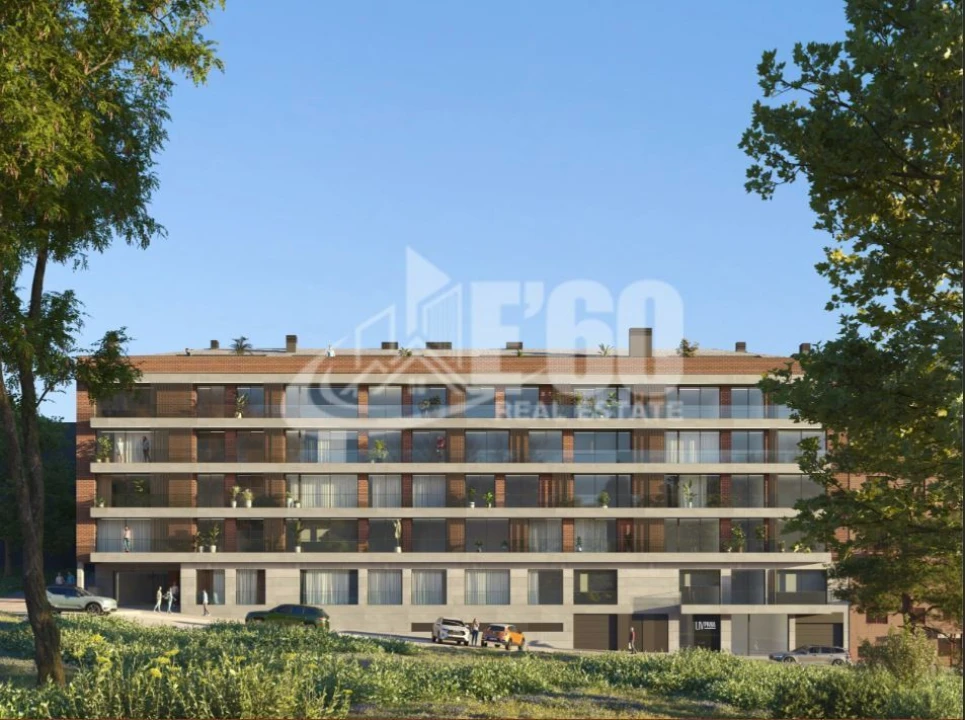 Apartamento T2 para Venda em Espinho Foto 3