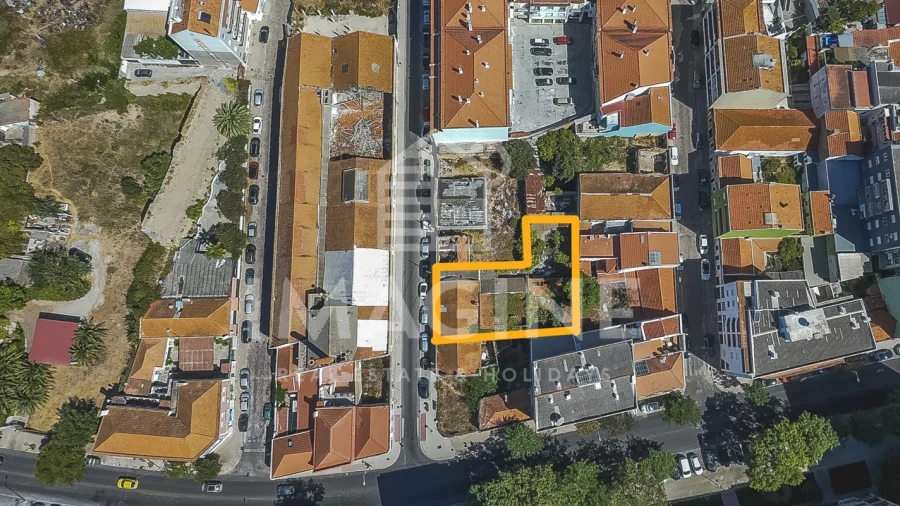 Moradia T12 para Venda em Setubal (São Sebastião)