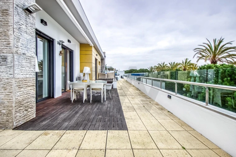Apartamento T5 para Venda em Parque das Nações Foto 11