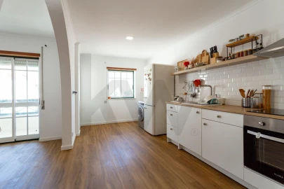 Apartamento T3 para Venda em Alcochete