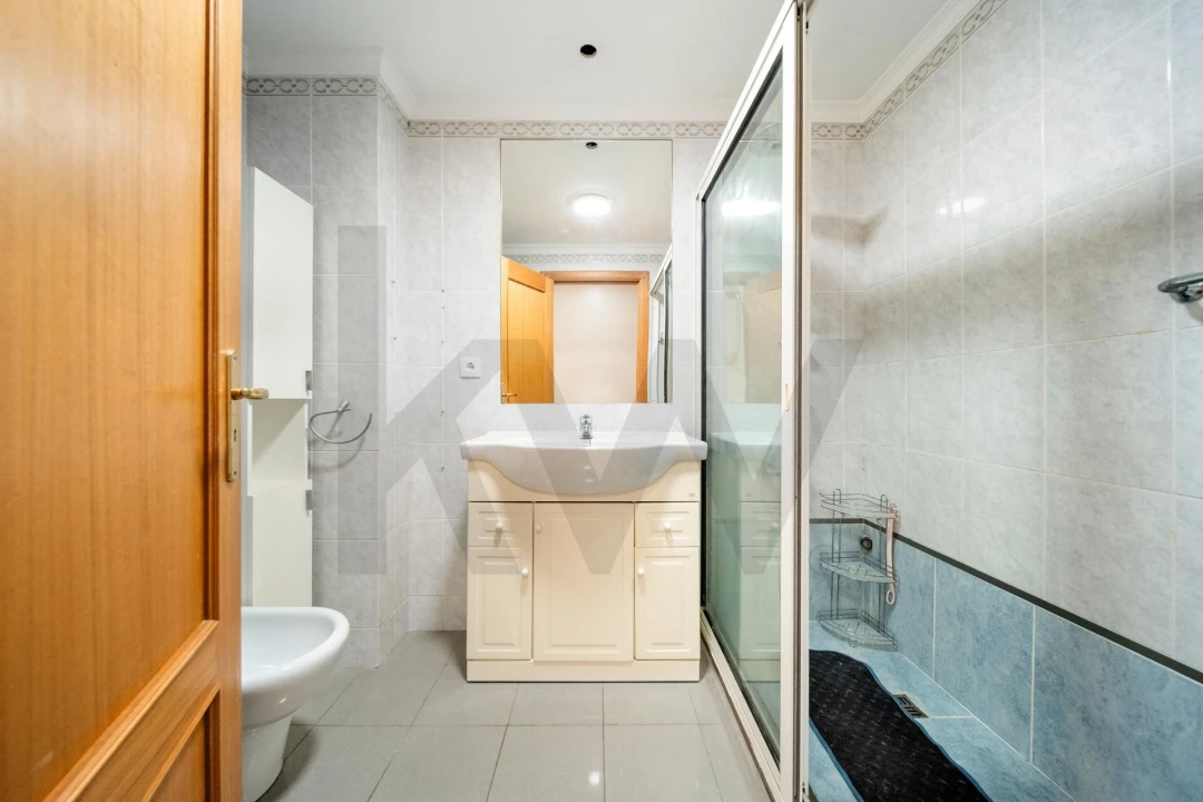 Apartamento T3 para Venda em Funchal (São Pedro) Foto 16