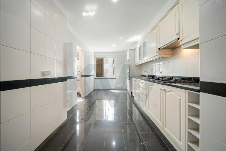 Apartamento T3 para Venda em Funchal (São Pedro) Foto 7
