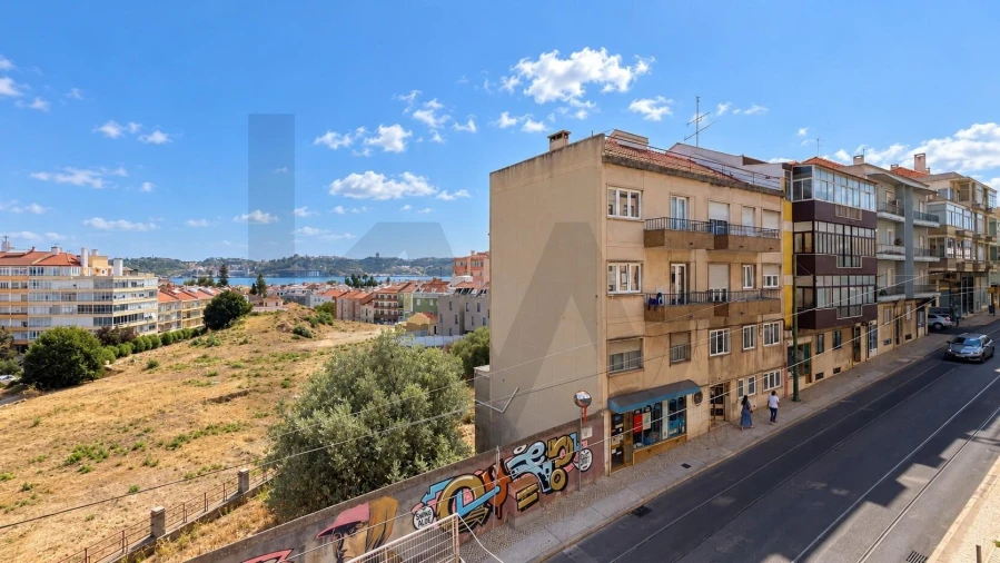 Apartamento T2 para Venda em Ajuda Foto 18