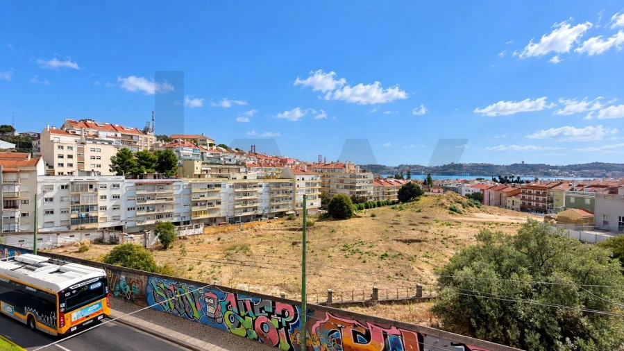 Apartamento T2 para Venda em Ajuda Foto 17