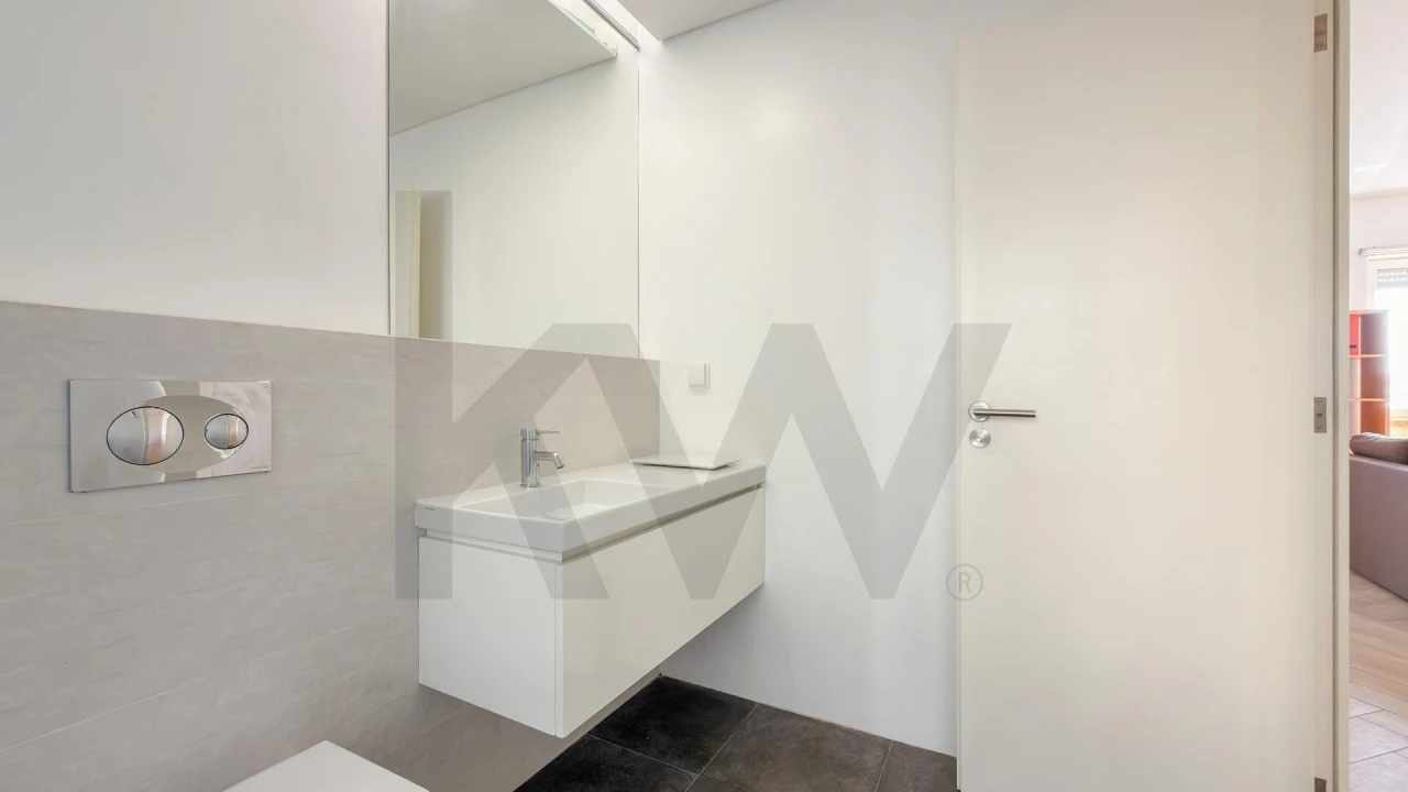 Apartamento T2 para Venda em Ajuda Foto 15