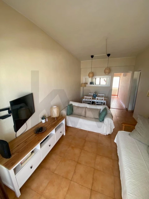 Apartamento T2 para Arrendamento em Armação de Pera