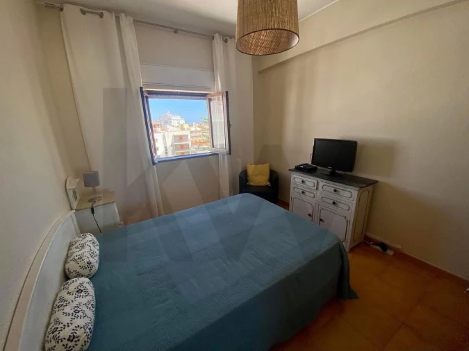 Apartamento T2 para Arrendamento em Armação de Pera Foto 11