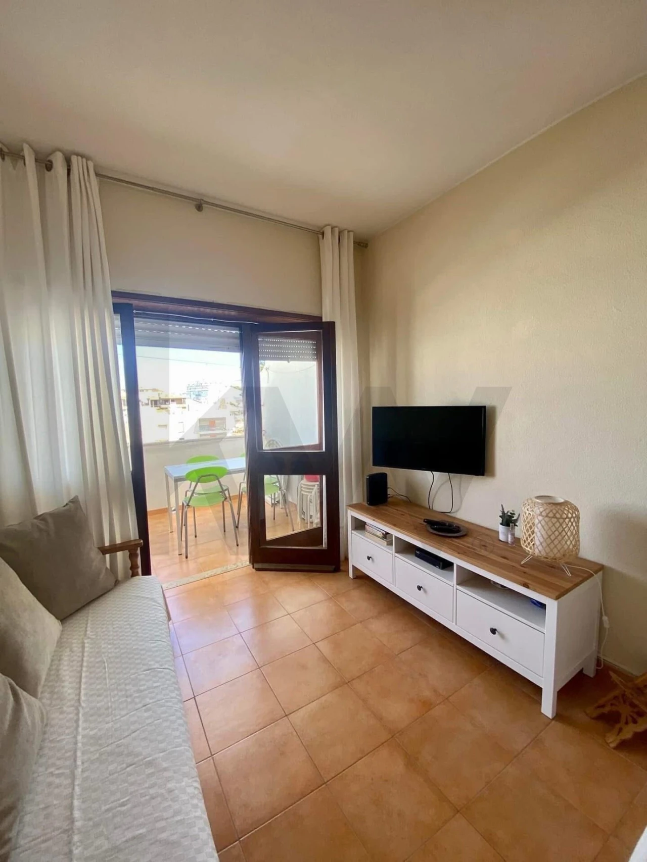 Apartamento T2 para Arrendamento em Armação de Pera Foto 7