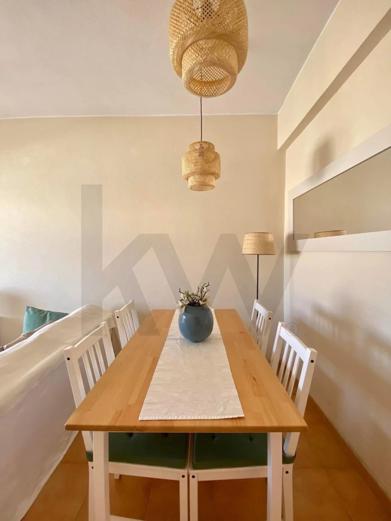 Apartamento T2 para Arrendamento em Armação de Pera Foto 4
