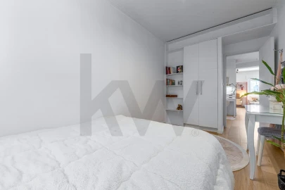 Apartamento T2 para Arrendamento em Algés, Linda-A-Velha e Cruz Quebrada-Dafundo