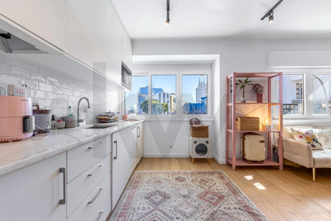 Apartamento T2 para Arrendamento em Algés, Linda-A-Velha e Cruz Quebrada-Dafundo Foto 19