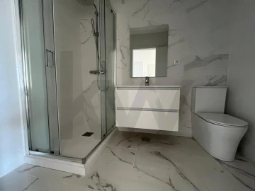 Apartamento T2 para Venda em Falagueira-Venda Nova