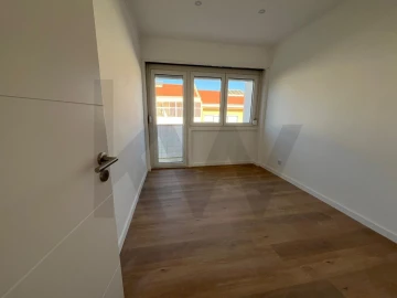 Apartamento T2 para Venda em Falagueira-Venda Nova