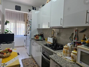 Apartamento T2 para Venda em Agualva e Mira-Sintra