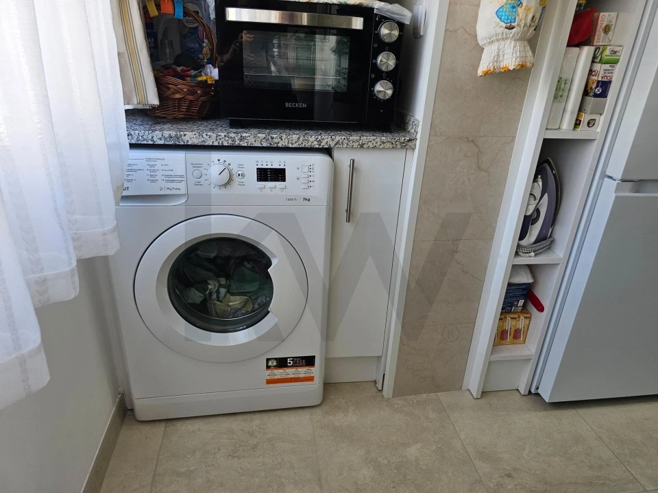 Apartamento T2 para Venda em Agualva e Mira-Sintra Foto 5