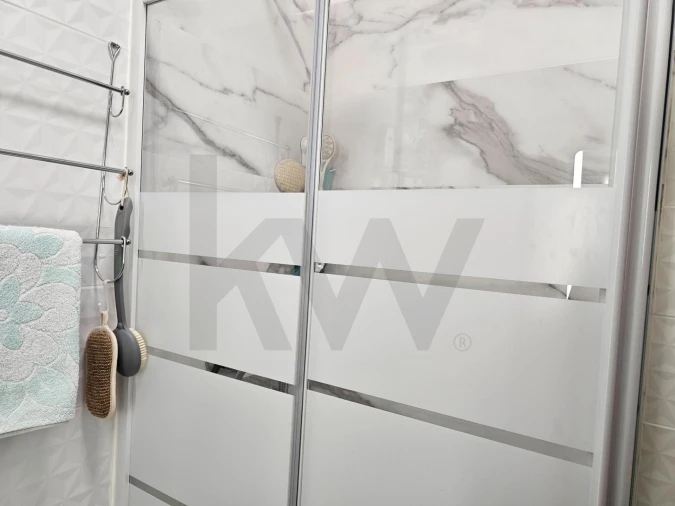 Apartamento T2 para Venda em Agualva e Mira-Sintra Foto 17
