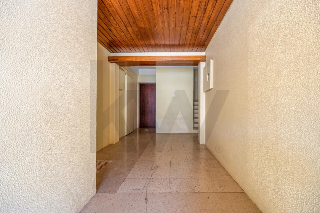 Apartamento T2 para Venda em Corroios Foto 3