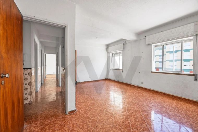Apartamento T2 para Venda em Corroios Foto 8