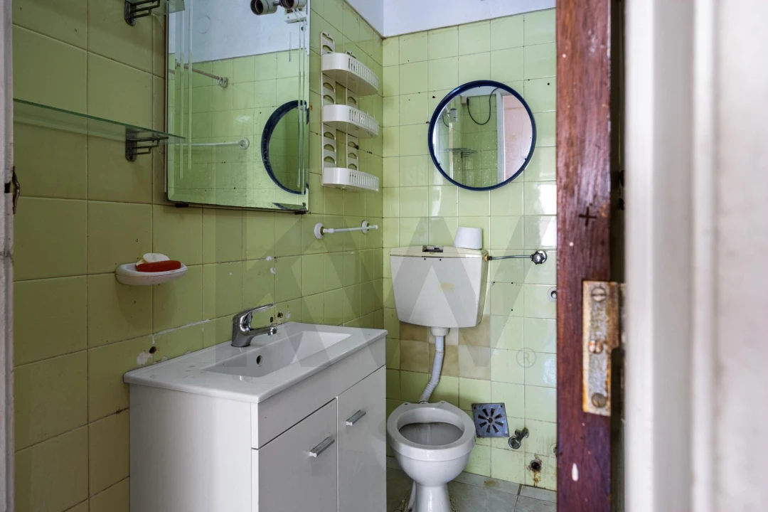 Apartamento T2 para Venda em Corroios Foto 14