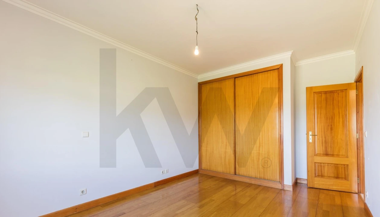 Apartamento T2 para Arrendamento em Santa Maria Maior e Monserrate e Meadela Foto 24