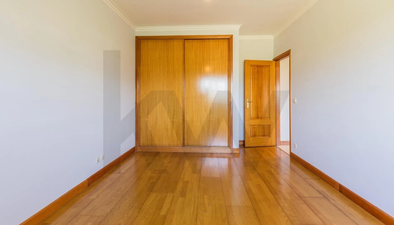 Apartamento T2 para Arrendamento em Santa Maria Maior e Monserrate e Meadela Foto 22