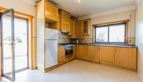 Apartamento T2 para Arrendamento em Santa Maria Maior e Monserrate e Meadela
