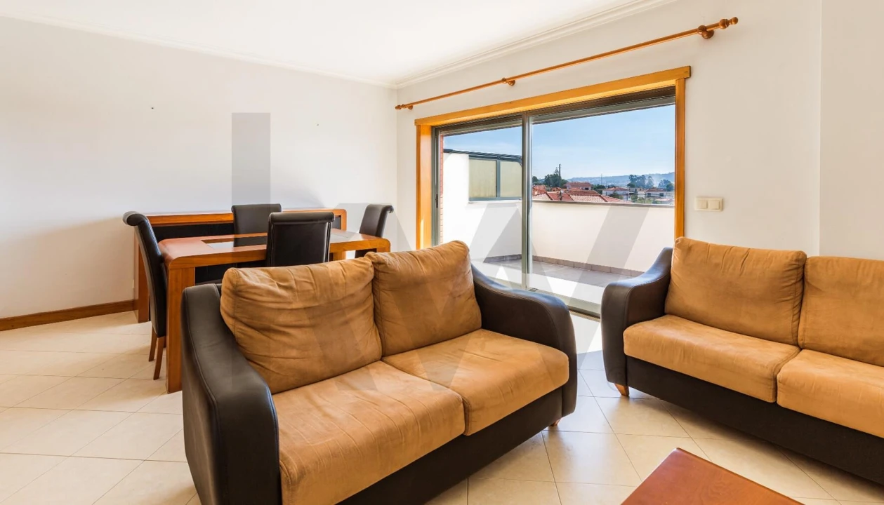 Apartamento T2 para Arrendamento em Santa Maria Maior e Monserrate e Meadela Foto 17