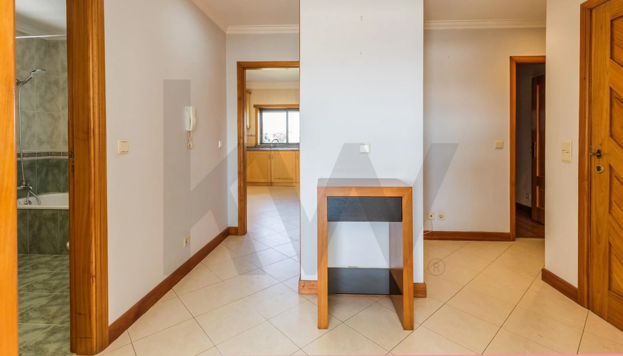 Apartamento T2 para Arrendamento em Santa Maria Maior e Monserrate e Meadela Foto 8