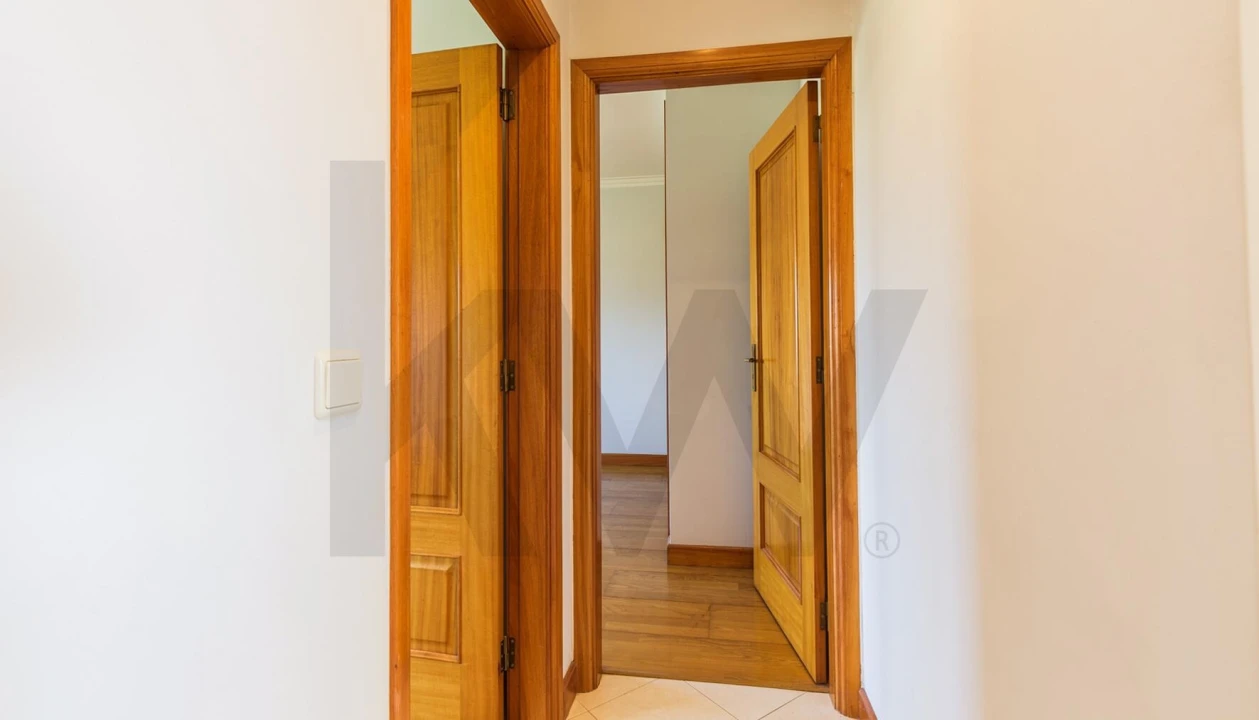 Apartamento T2 para Arrendamento em Santa Maria Maior e Monserrate e Meadela Foto 19