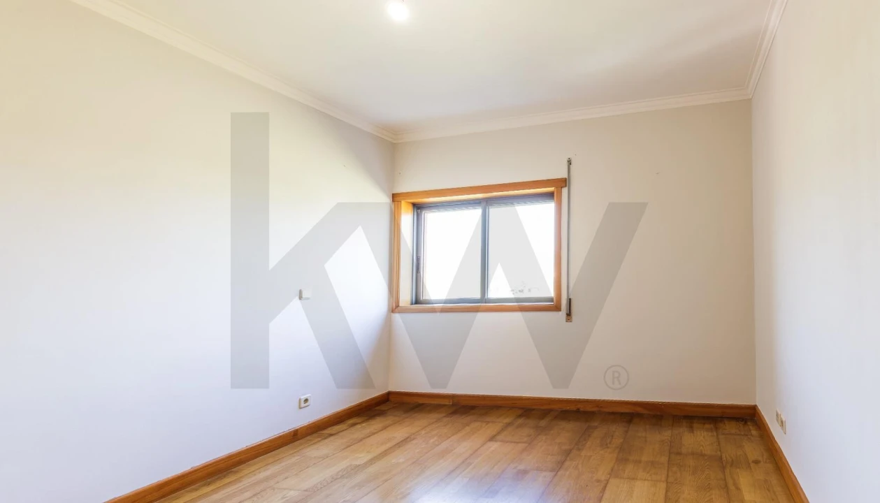 Apartamento T2 para Arrendamento em Santa Maria Maior e Monserrate e Meadela Foto 21