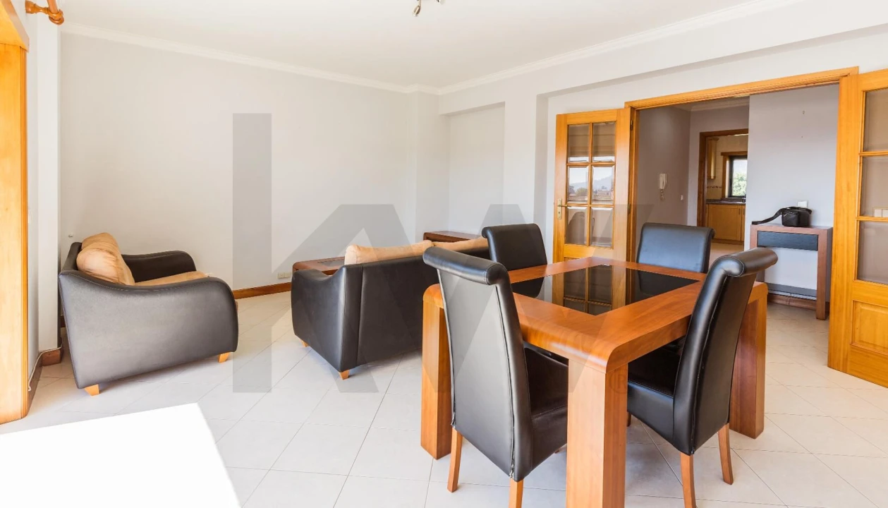 Apartamento T2 para Arrendamento em Santa Maria Maior e Monserrate e Meadela Foto 7