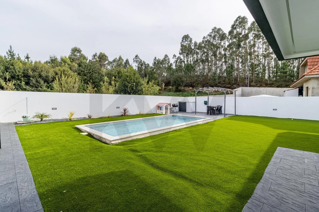 Moradia T3 para Venda em São João de Ver Foto 3