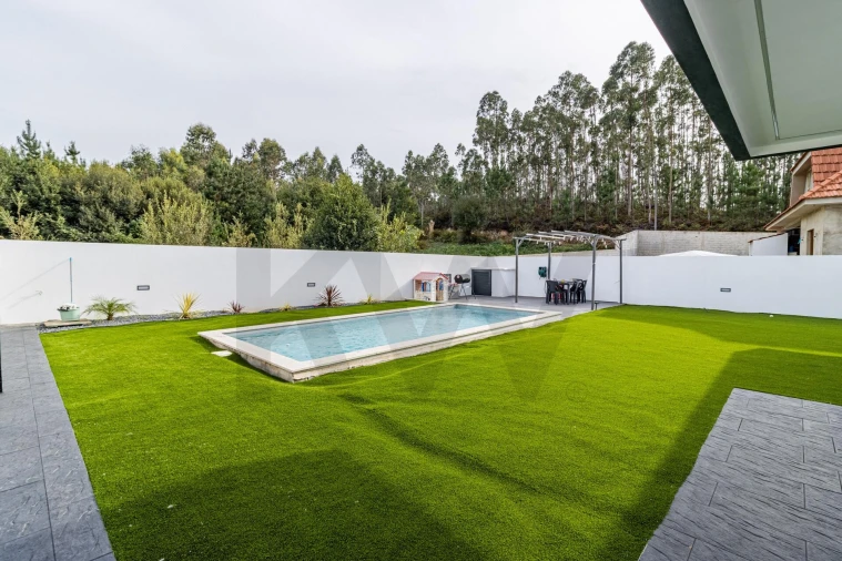 Moradia T3 para Venda em São João de Ver Foto 3