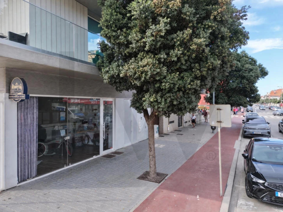 Loja para Venda em Gafanha da Nazaré Foto 18