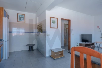 Apartamento T2 para Venda em A dos Cunhados e Maceira