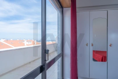 Apartamento T2 para Venda em A dos Cunhados e Maceira