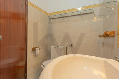 Apartamento T2 para Venda em A dos Cunhados e Maceira