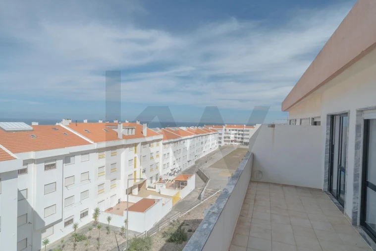Apartamento T2 para Venda em A dos Cunhados e Maceira Foto 24