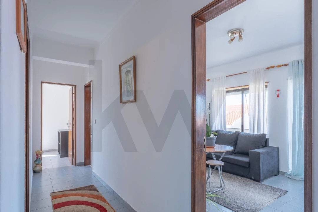 Apartamento T2 para Venda em A dos Cunhados e Maceira Foto 1