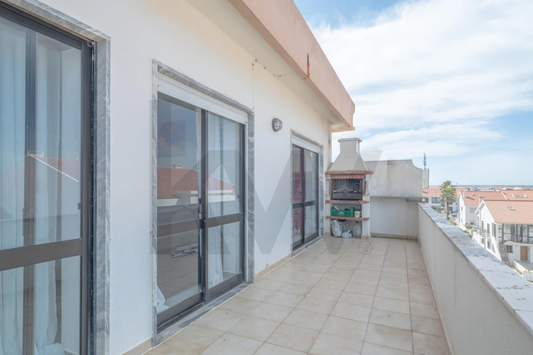 Apartamento T2 para Venda em A dos Cunhados e Maceira Foto 3