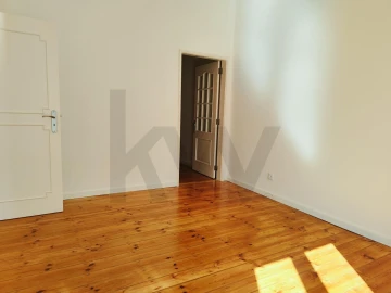 Apartamento T3 para Venda em Arroios